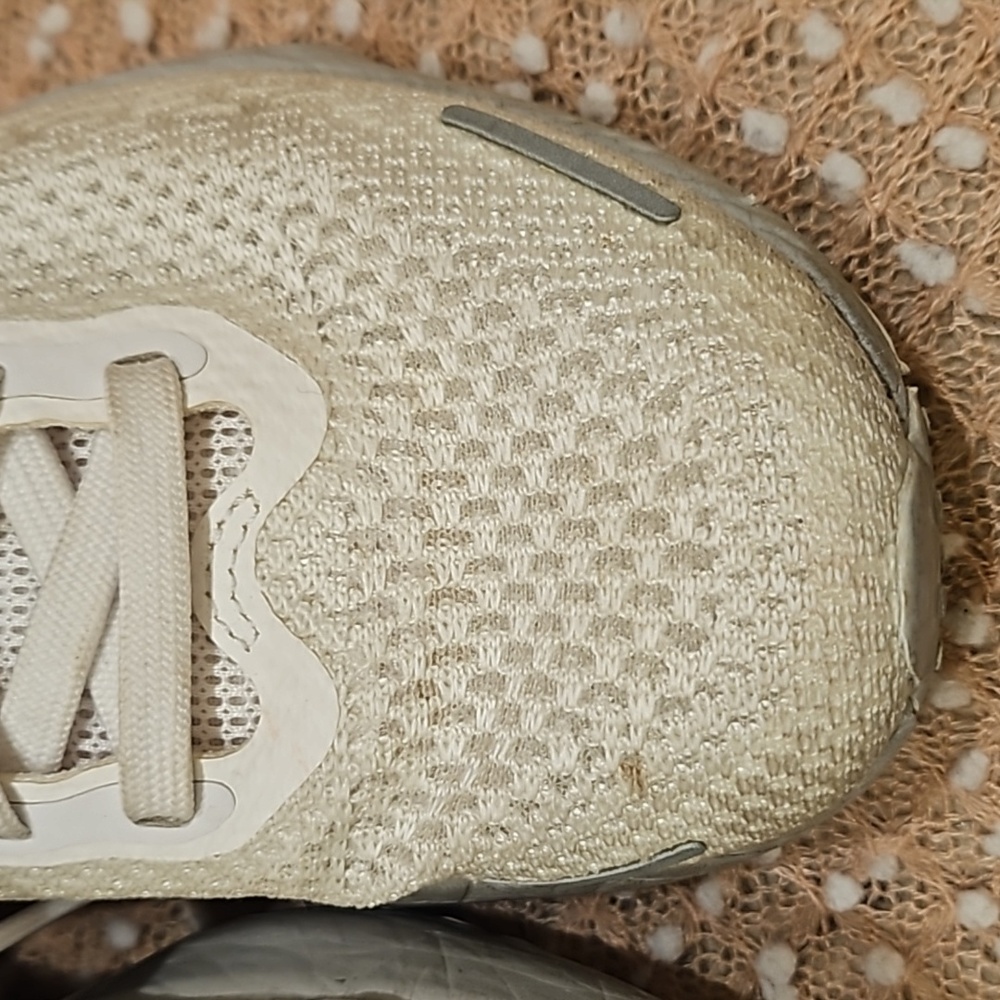 Nike Zoomx Sneakers - Picture 15 of 16